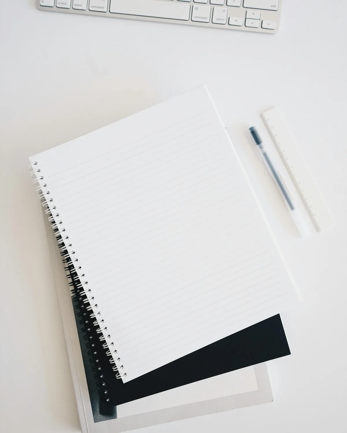 Field Notes notebook set with dot-grid pages on a desk